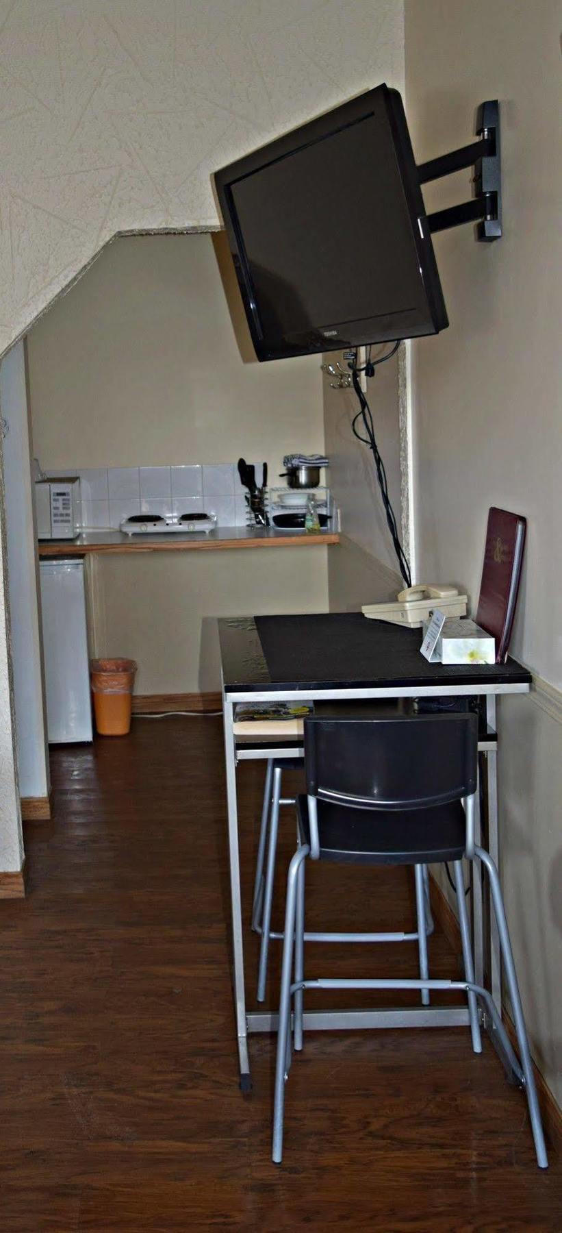 Centre Suite Inns Motel Bonnyville Esterno foto